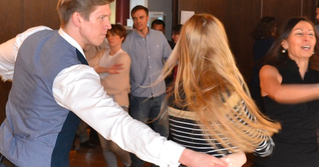 Lizzys Friesenrock Knotentanz freestyle Tanz