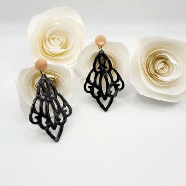 schwarze Ornament Ohrringe