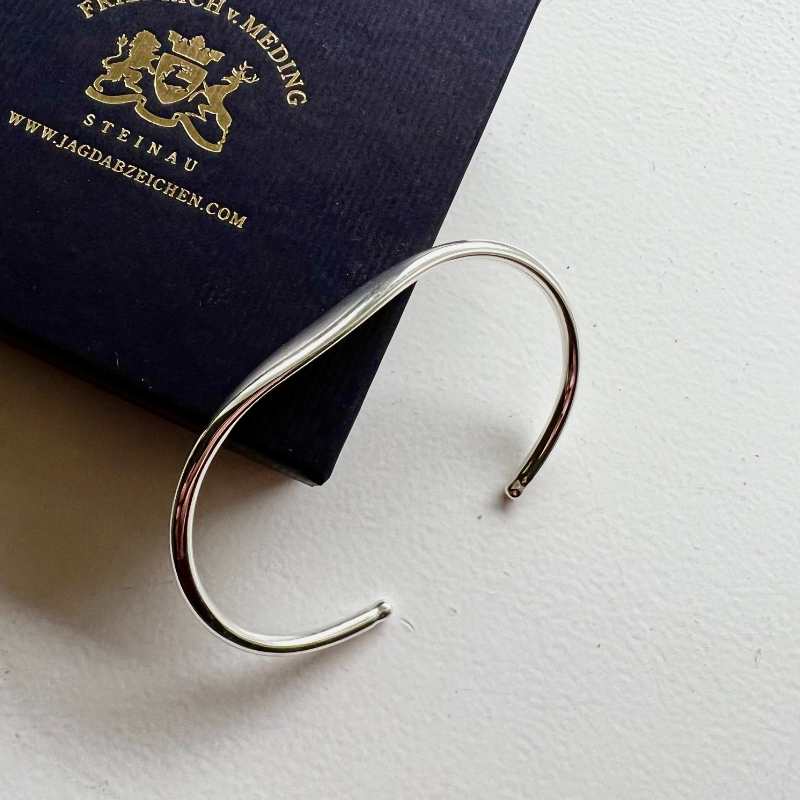 Jagdabzeichen Armreifen Karoo Silber Schmuck