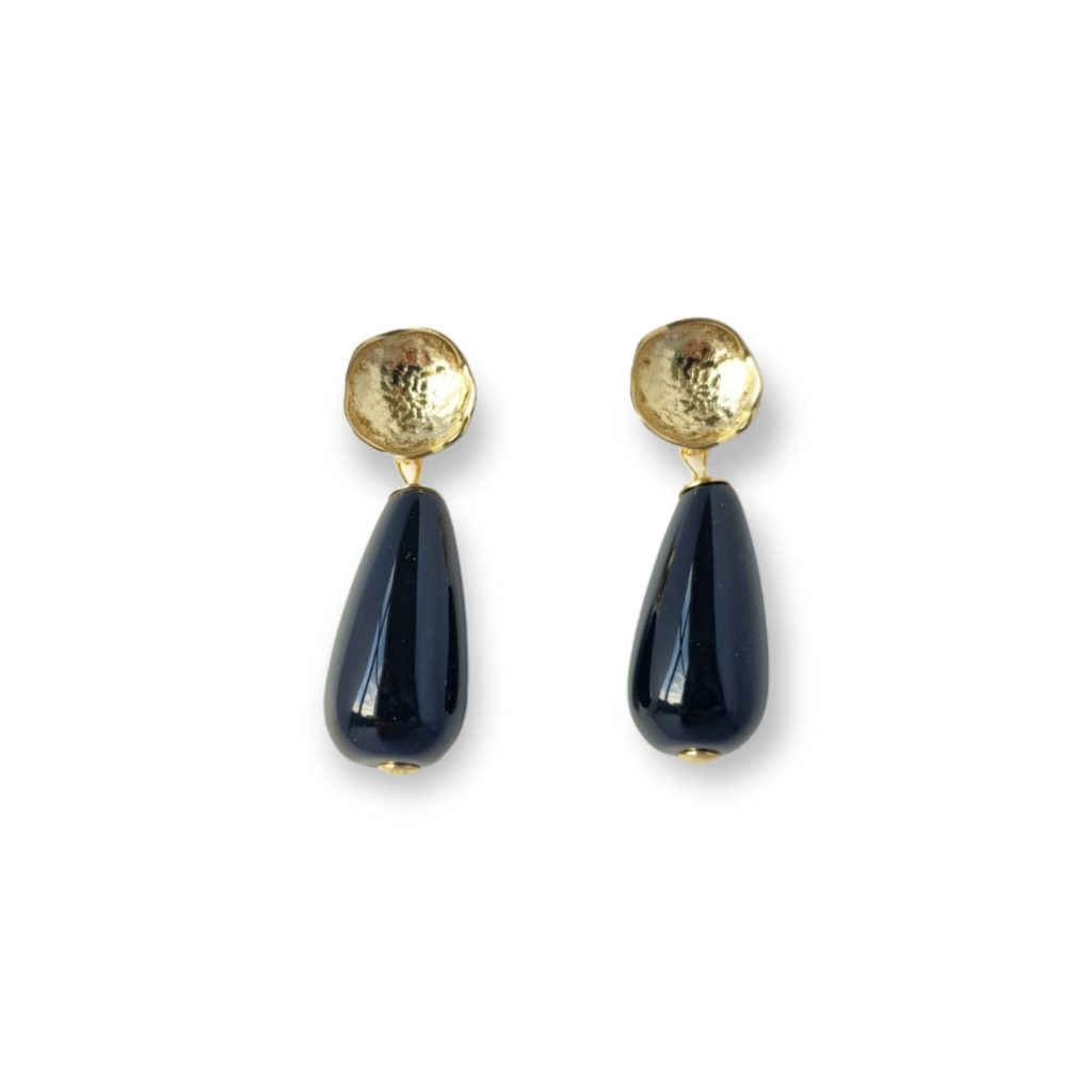 tolle Ohrringe mit einer schwarzen Onyx-Tropfe, von Schmuckatelier Kart